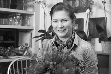 <H4 align=left>Kelley Dillon</H4>
<p align=left>STORE MANAGER & FLORAL DESIGNER<BR><br>
A graduate of California College of Arts and Crafts, Kelley has been with bloomers for over 35 years. With her artistic sensitivity, inspired by her love of flowers and her dedication to our clients, Kelley has become an essential member of the bloomers family.